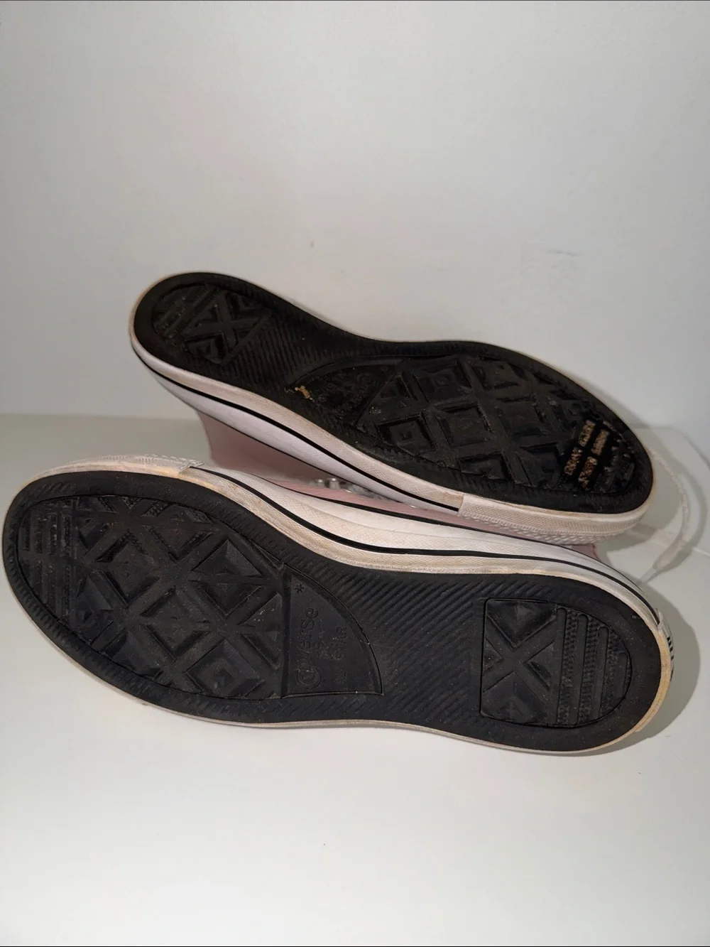 Girls Mauve Pink High-Top converse chuck taylors leather